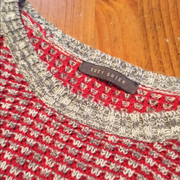 4/$25 Light Sweater 3/4 Sleeves - Picture 3 of 7